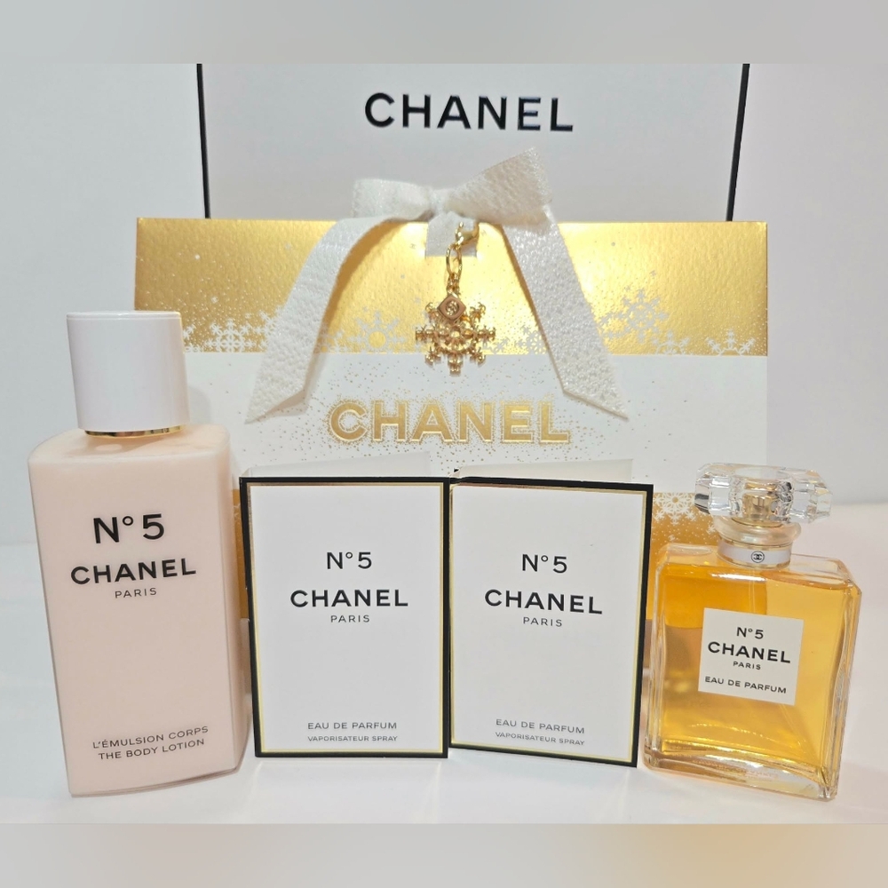 CHANEL No 5 BUNDLE :No 5 EDP 1.7 OZ+Body Lotion 6.8 OZ with Bonus, Charm and Box